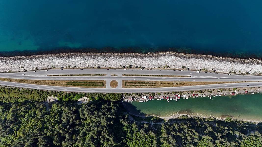 Selfie molası Ver: Bu yolda en güzel kareler seni bekliyor! Rotanı şaşırma, sıkıcı yollara elveda 9